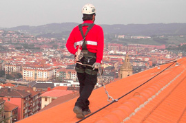 Realizzazione e posa linea vita